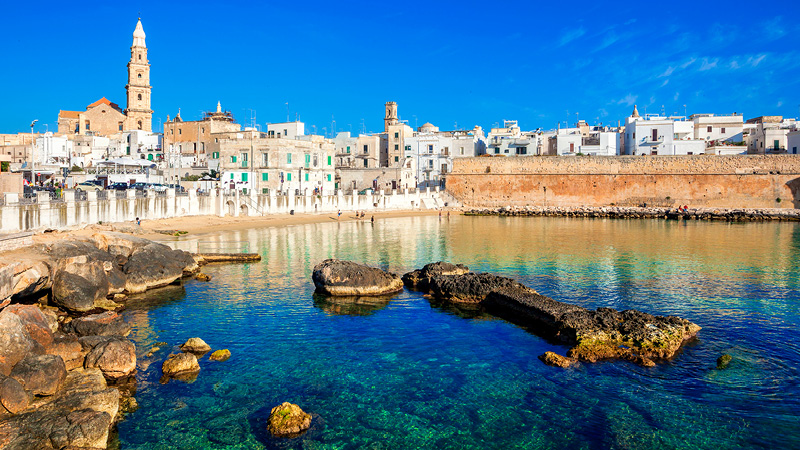 Polignano a mare i Apulien, Italien